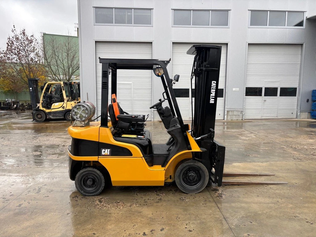 ������� Cat ������� ���������� � ������� ���������� | Mobile.bg � ����������� 1