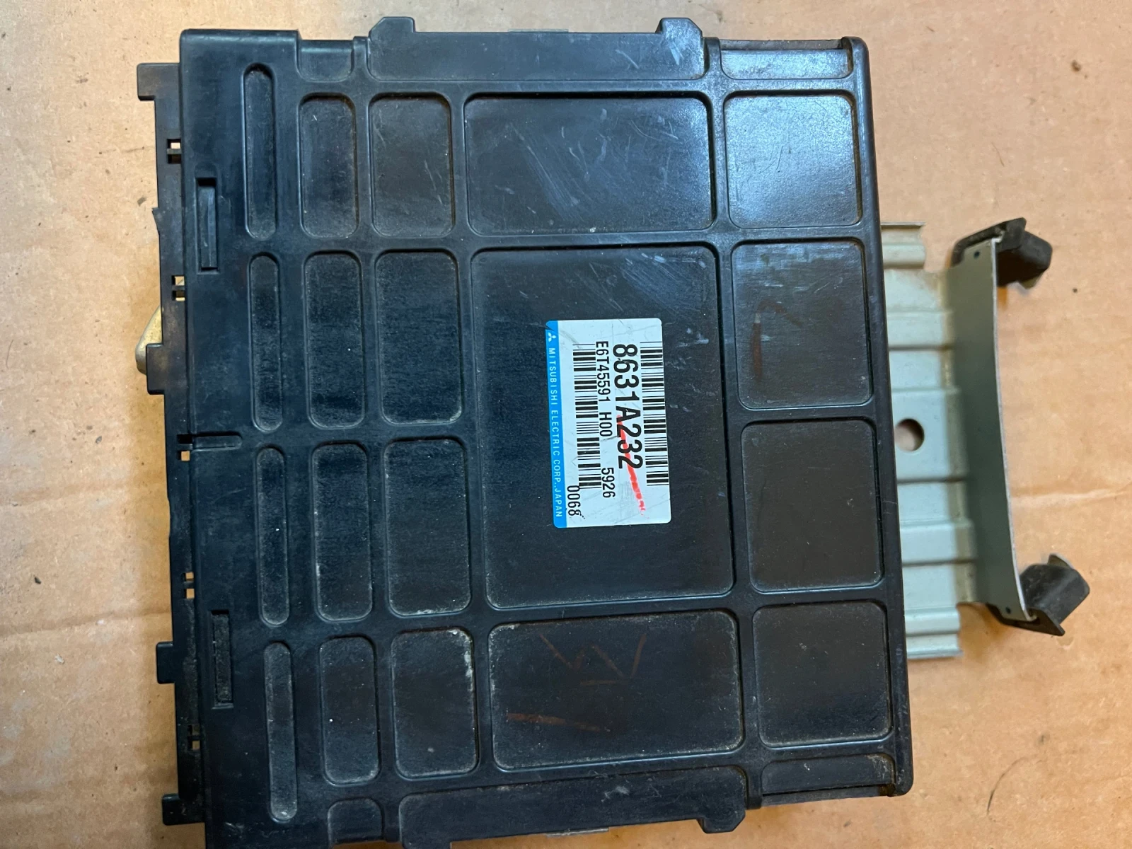 8631A232   MITSUBISHI OUTLANDER 2005 2.4i E6T45591 H00 8631A232 | Mobile.bg   1