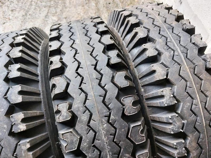 Гуми Летни 215/90R15, снимка 3 - Гуми и джанти - 36675109