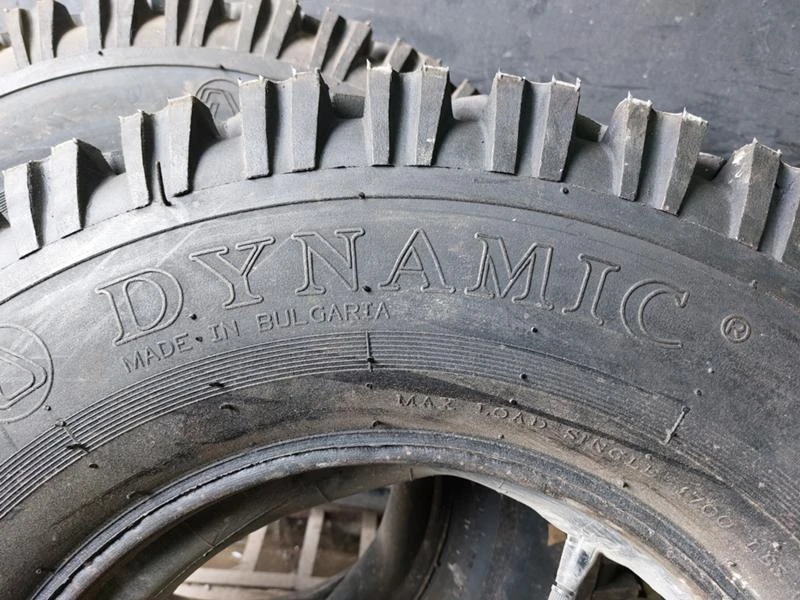 Гуми Летни 215/90R15, снимка 4 - Гуми и джанти - 36675109