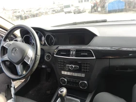 Mercedes-Benz C 220, снимка 2