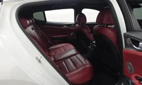 Kia Stinger, снимка 16