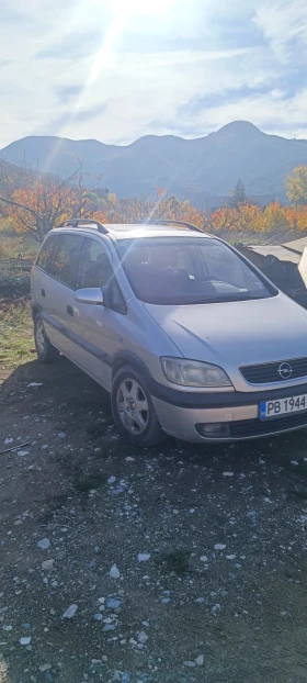     Opel Zafira