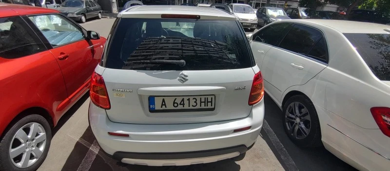 Suzuki SX4 1.6, снимка 2 - Автомобили и джипове - 47381697