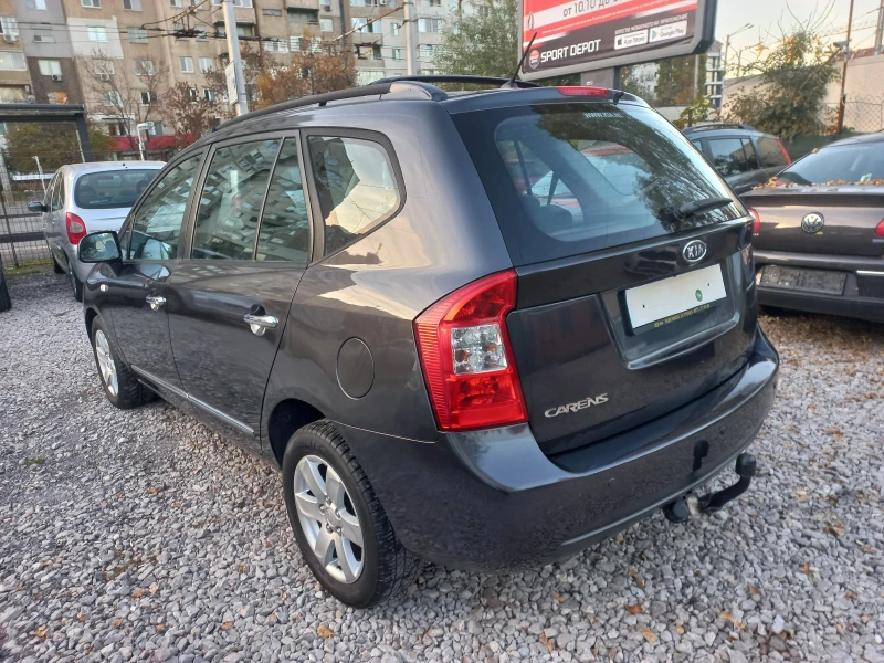 Kia Carens 2.0i* /Холандия, снимка 3 - Автомобили и джипове - 47699554