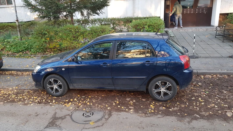 Toyota Corolla, снимка 6 - Автомобили и джипове - 48008305