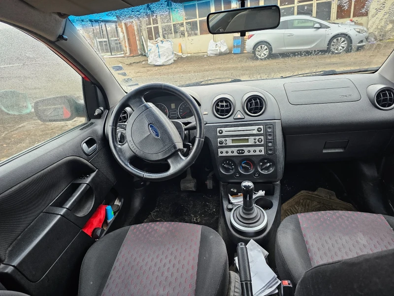 Ford Fiesta 1.4 cdti, снимка 6 - Автомобили и джипове - 48221698