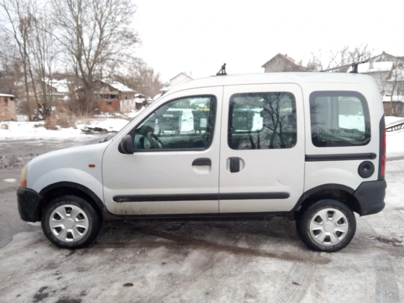 Renault Kangoo, снимка 3 - Автомобили и джипове - 48807190