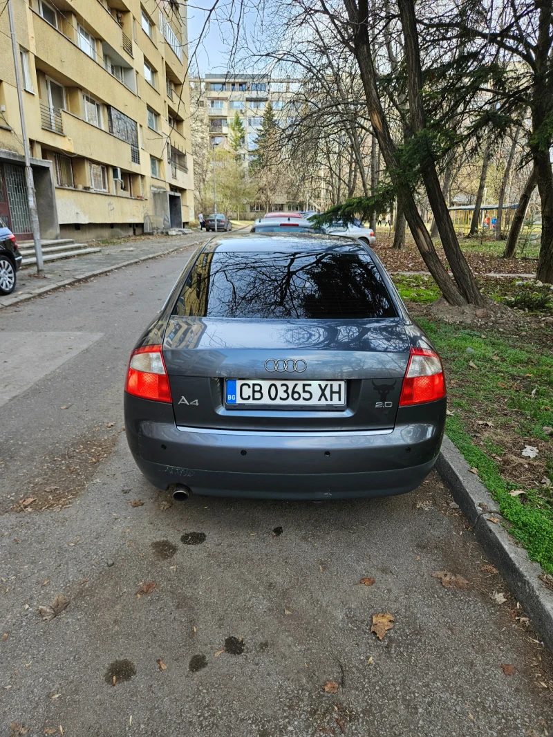 Audi A4 2.0, снимка 6 - Автомобили и джипове - 49507559