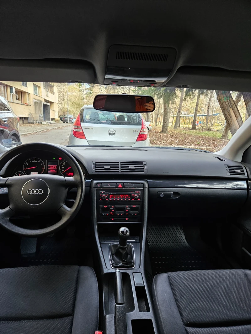 Audi A4 2.0, снимка 7 - Автомобили и джипове - 49507559