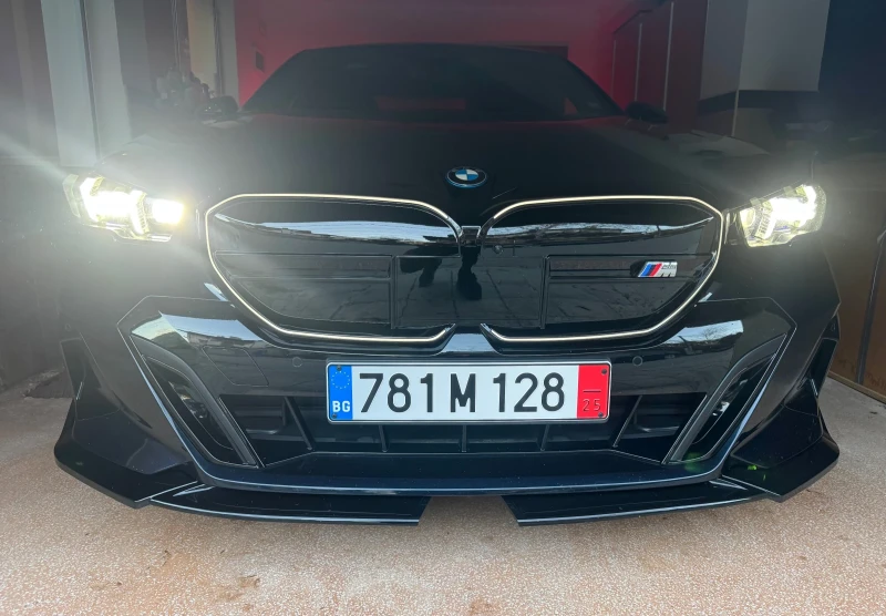 BMW i5 xDrive40 M-SPORT PRO ГАРАНЦИЯ, снимка 9 - Автомобили и джипове - 51535226
