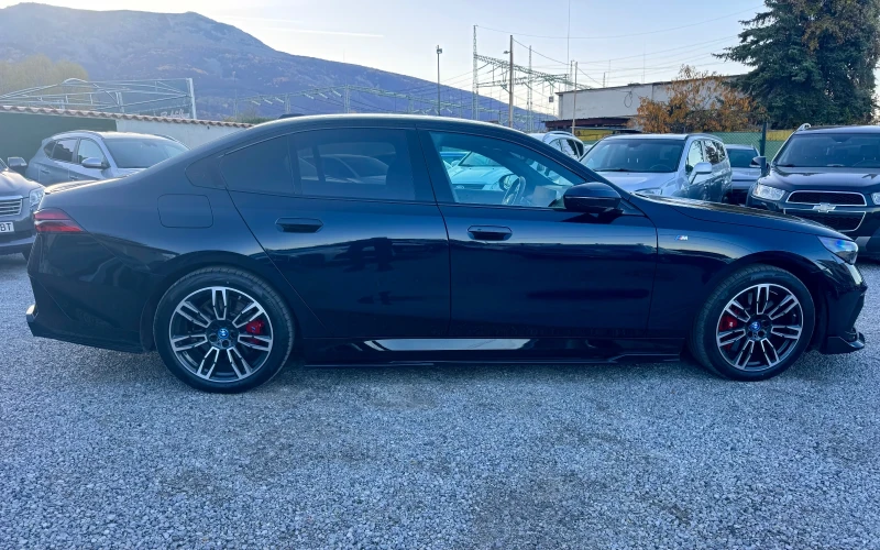 BMW i5 xDrive40 M-SPORT PRO ГАРАНЦИЯ, снимка 6 - Автомобили и джипове - 51535226