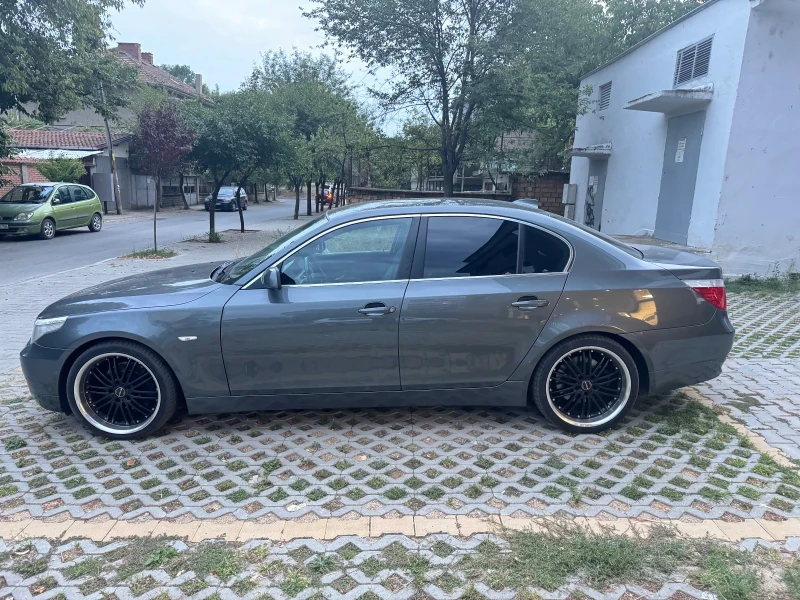 BMW 530 530D само задно, снимка 3 - Автомобили и джипове - 52445020