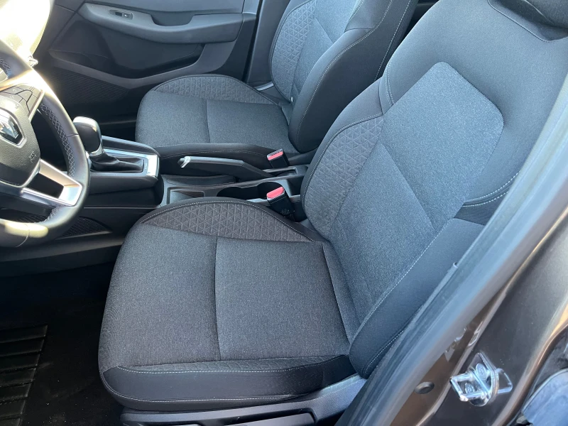 Renault Clio E-tech Hybrid 1.6, снимка 8 - Автомобили и джипове - 52178670