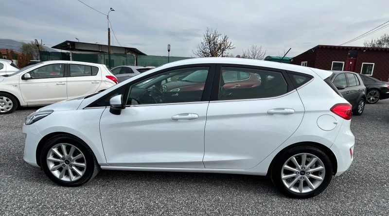 Ford Fiesta 1.5 Diesel, снимка 7 - Автомобили и джипове - 52467912