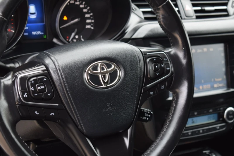Toyota Avensis 2.0ШВЕЙЦАРИЯ-/КОЖА/НАВИ/LANE ASSIST/КАМЕРА, снимка 9 - Автомобили и джипове - 52755444