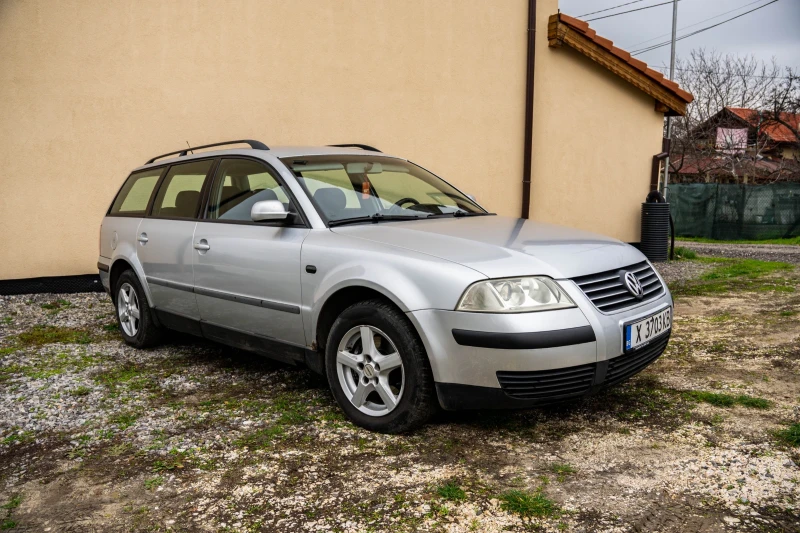 VW Passat, снимка 2 - Автомобили и джипове - 52848637