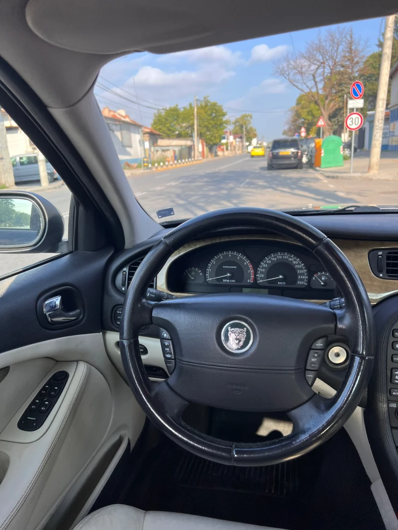 Jaguar S-type Type R Supercharged, снимка 8 - Автомобили и джипове - 52930223