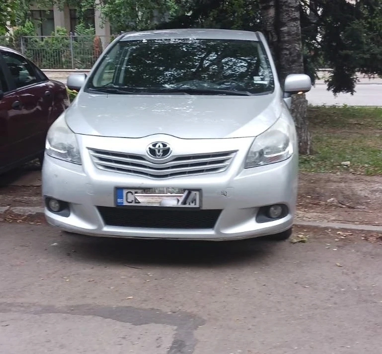 Toyota Verso, снимка 1 - Автомобили и джипове - 48343449