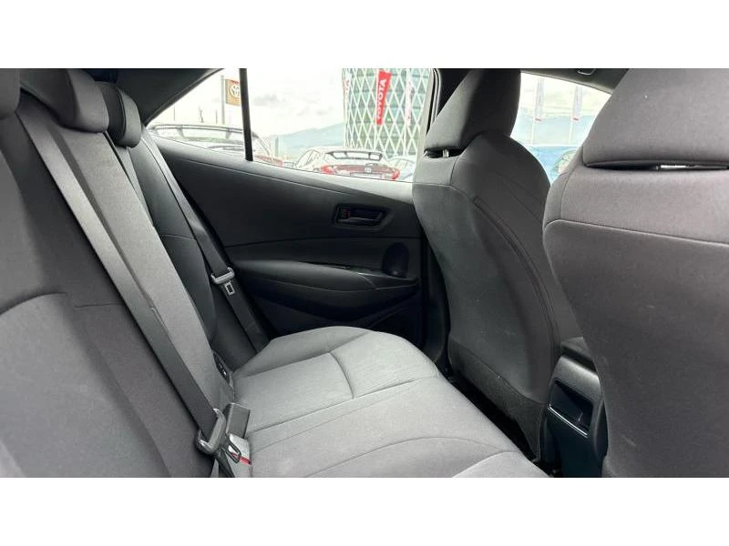 Toyota Corolla HB 1.2T Comfort - изображение 7