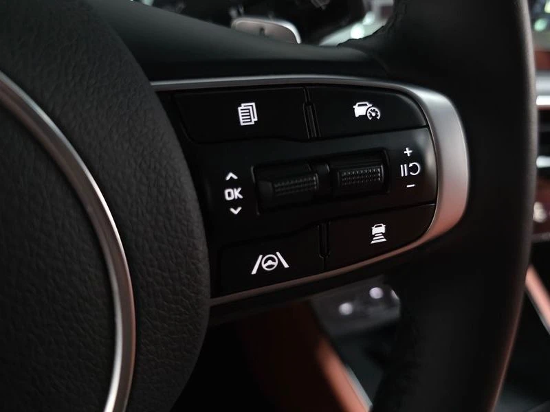 Kia K5 2.0 Automatic, снимка 17 - Автомобили и джипове - 55880062