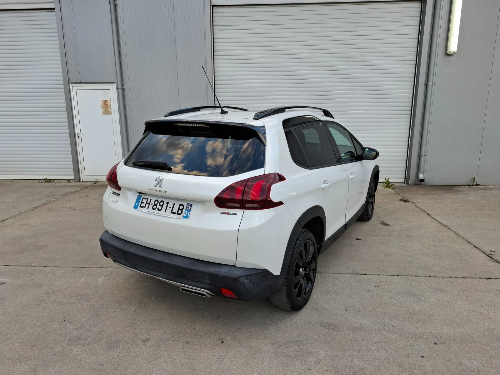 Peugeot 2008 Navi panarama - изображение 4