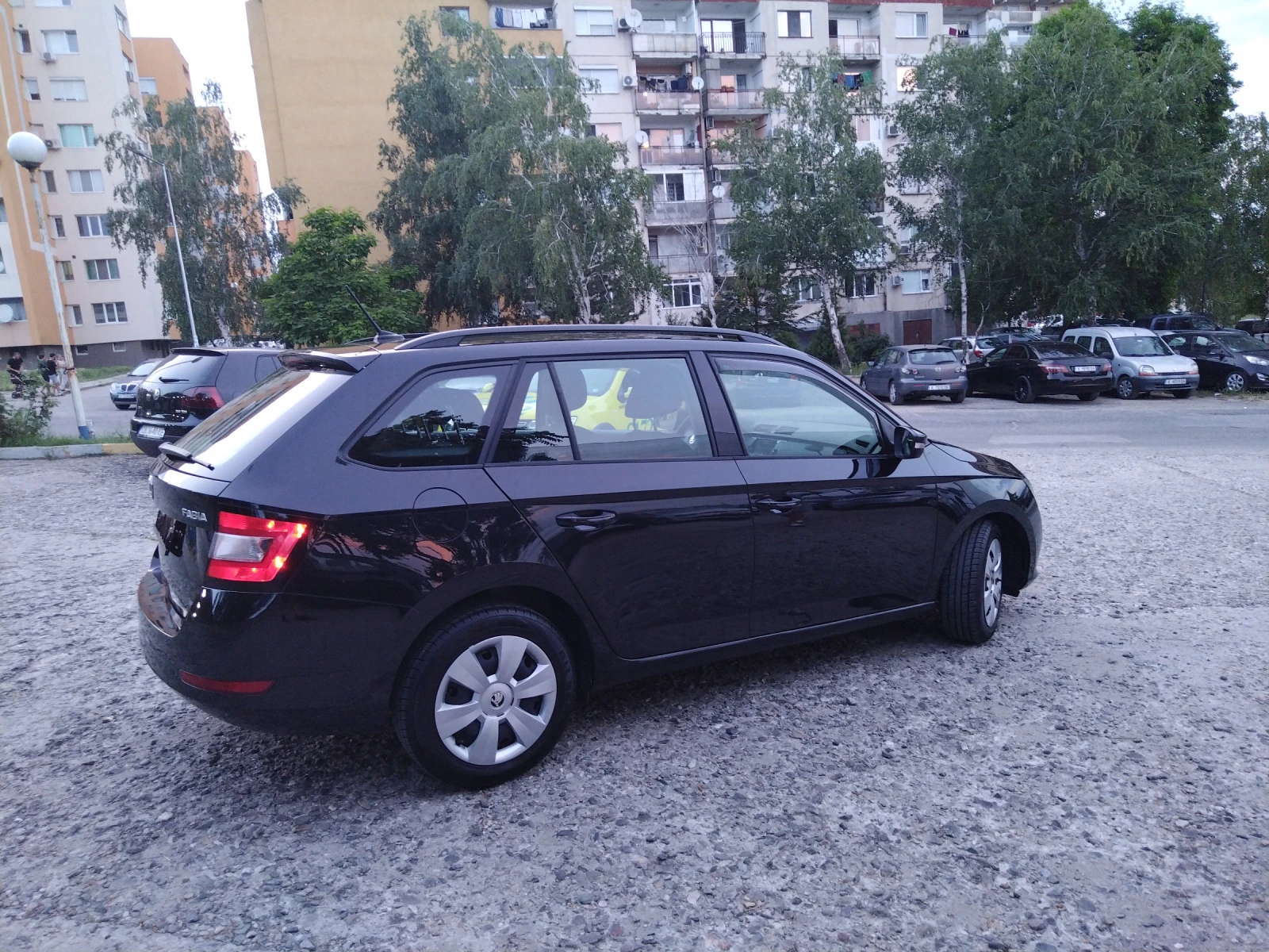 Skoda Fabia 1.0 mpi - изображение 9