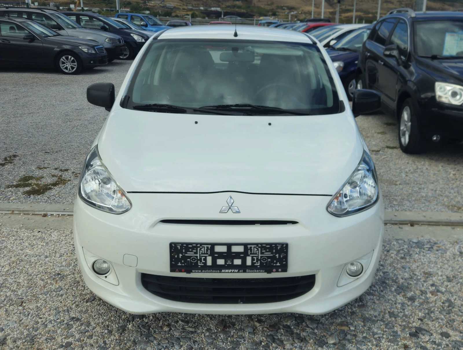 Mitsubishi Space star 1.0i. Клима 4врат Отлична.2014г - изображение 2