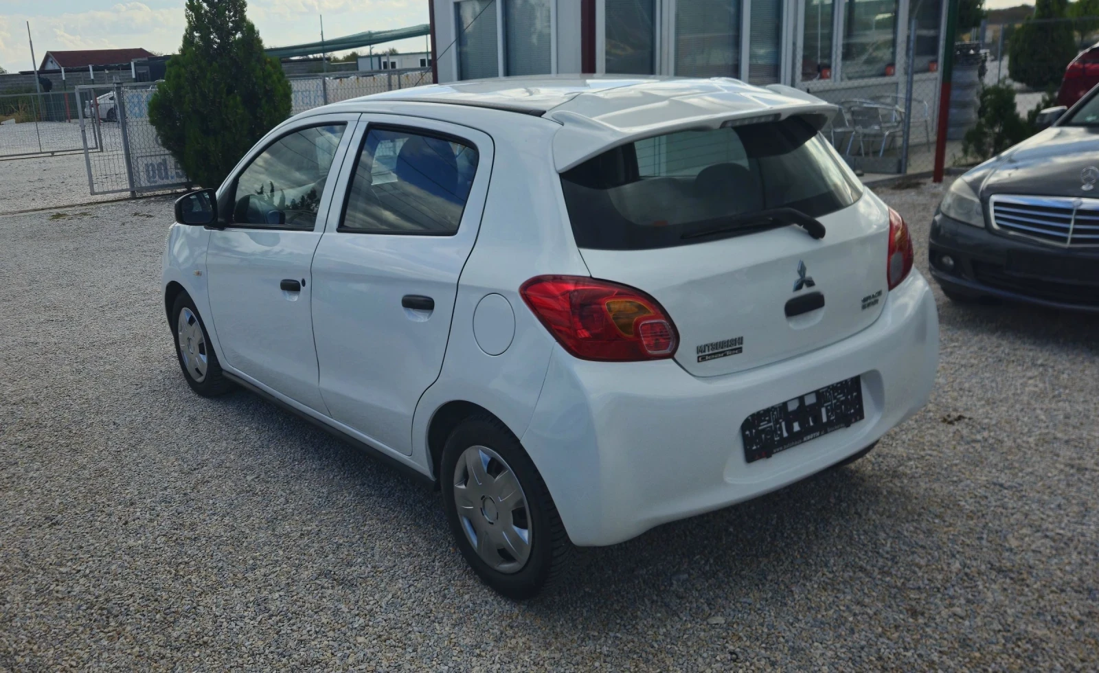 Mitsubishi Space star 1.0i. Клима 4врат Отлична.2014г - изображение 7