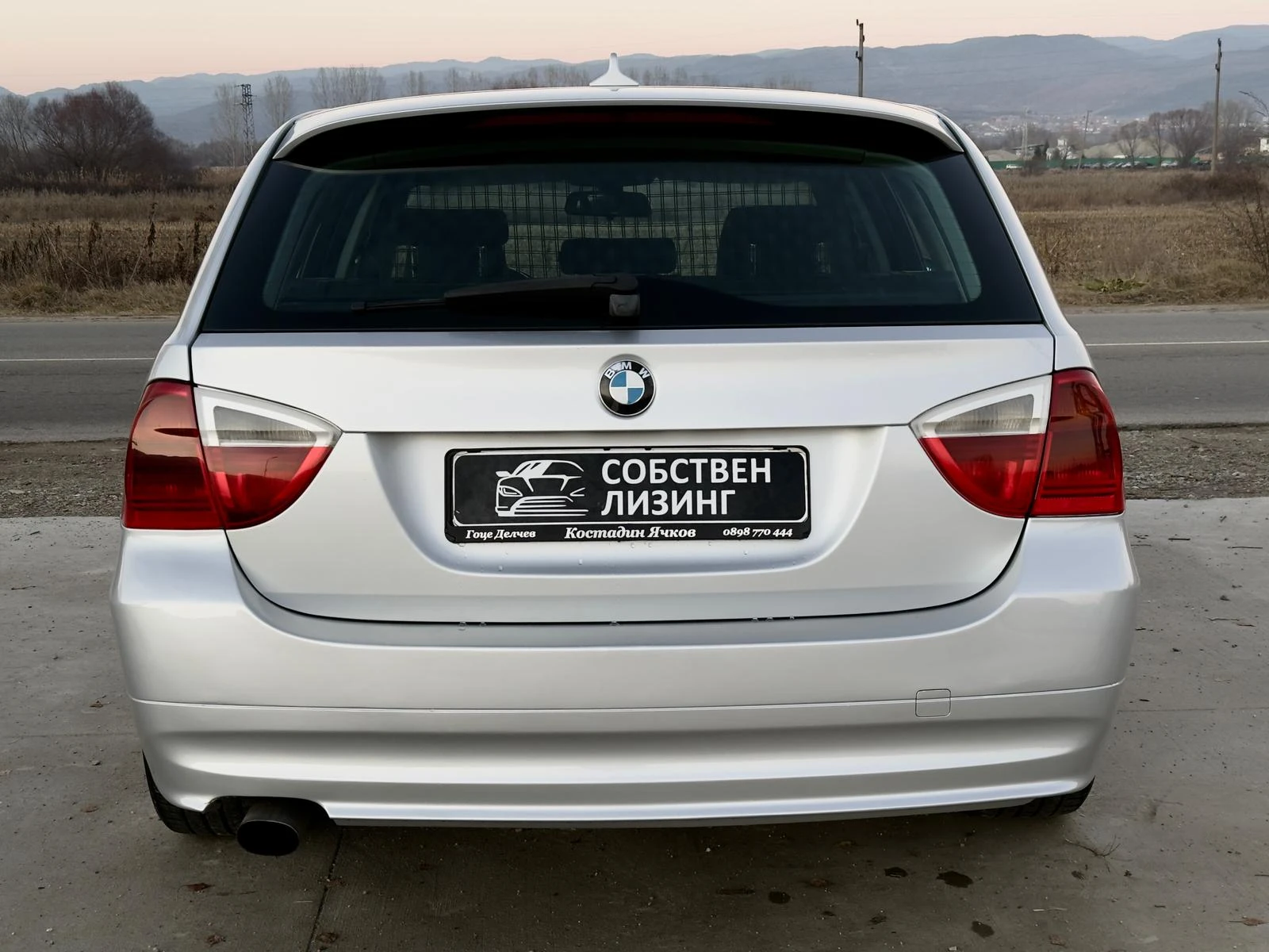 BMW 320 2.0D Автоматик/Климатроник/Собствен лизинг - изображение 5