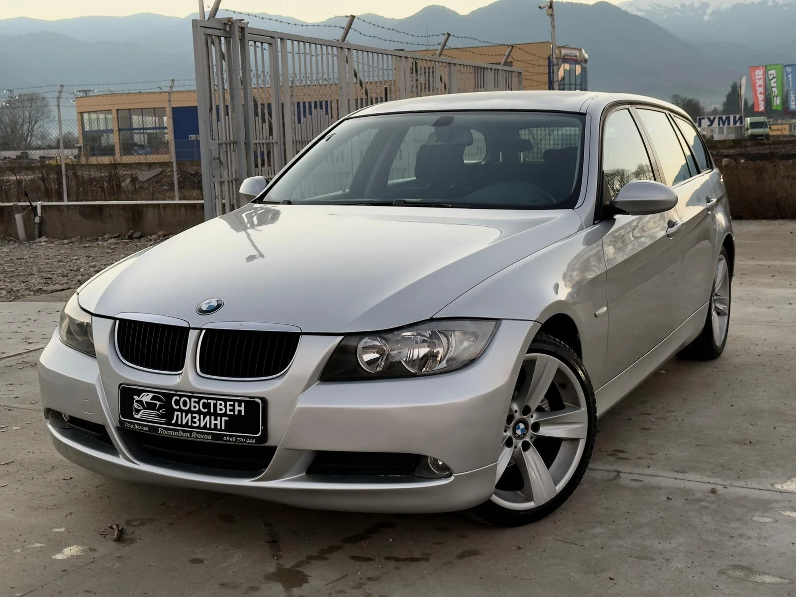 BMW 320 2.0D Автоматик/Климатроник/Собствен лизинг - изображение 8