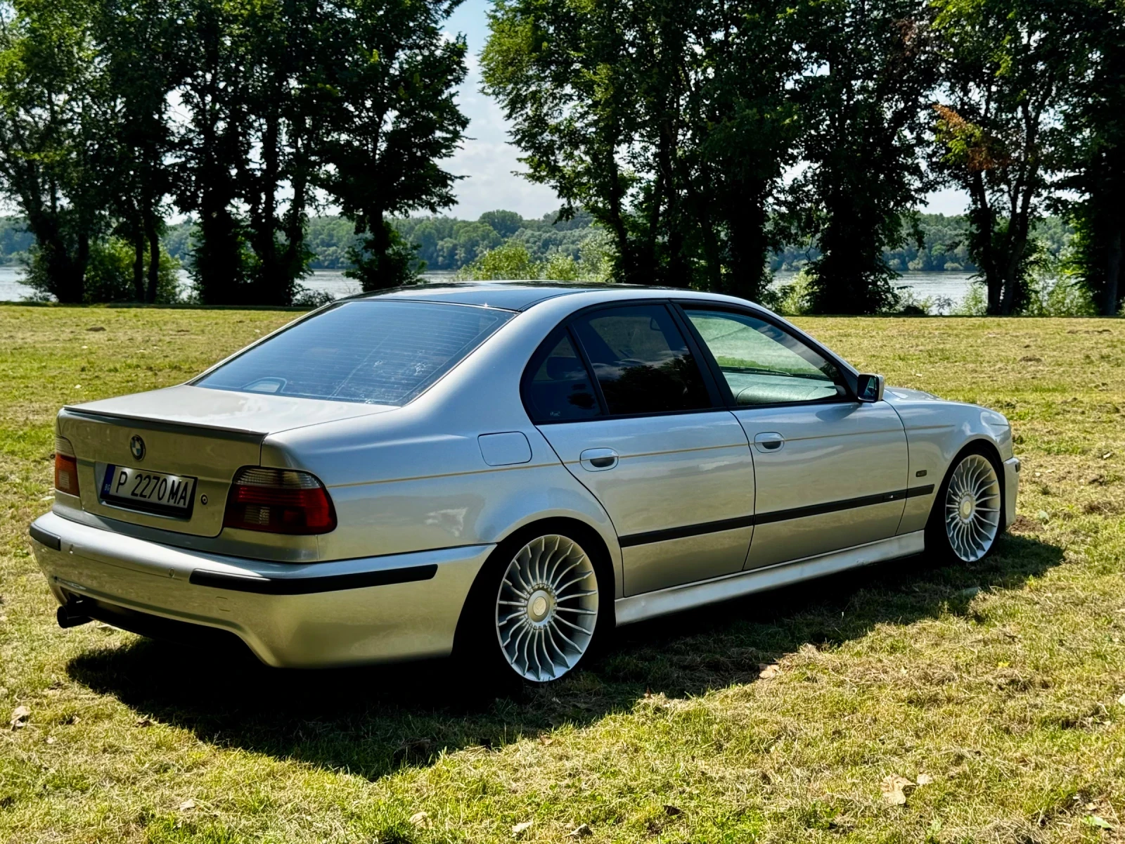 BMW 525 MSport - изображение 5