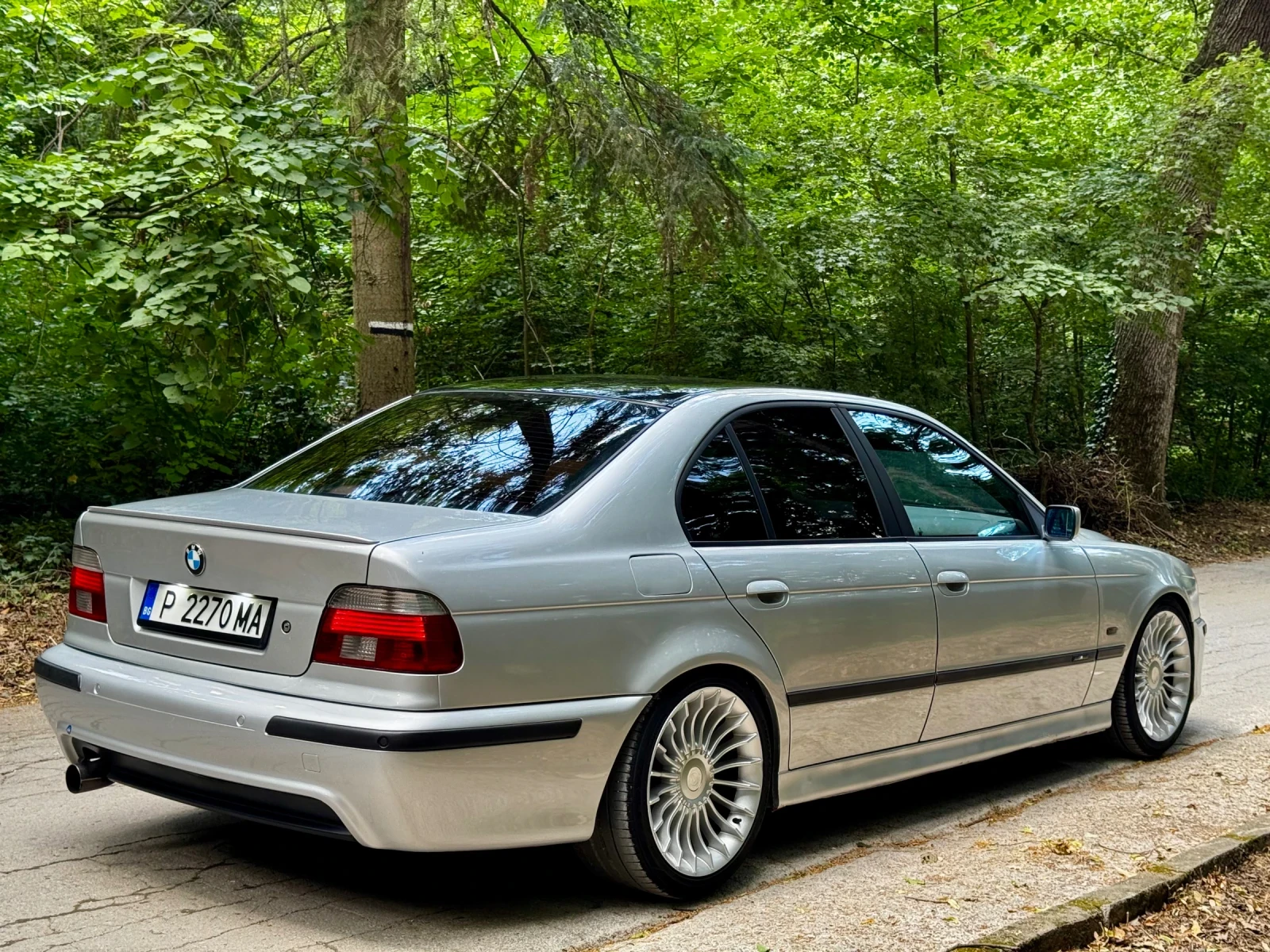 BMW 525 MSport - изображение 5