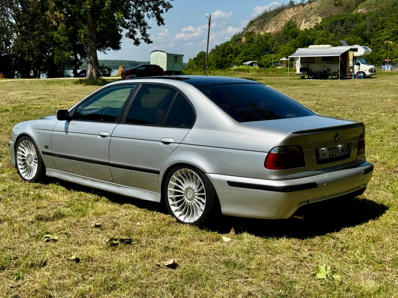 BMW 525 MSport - изображение 4