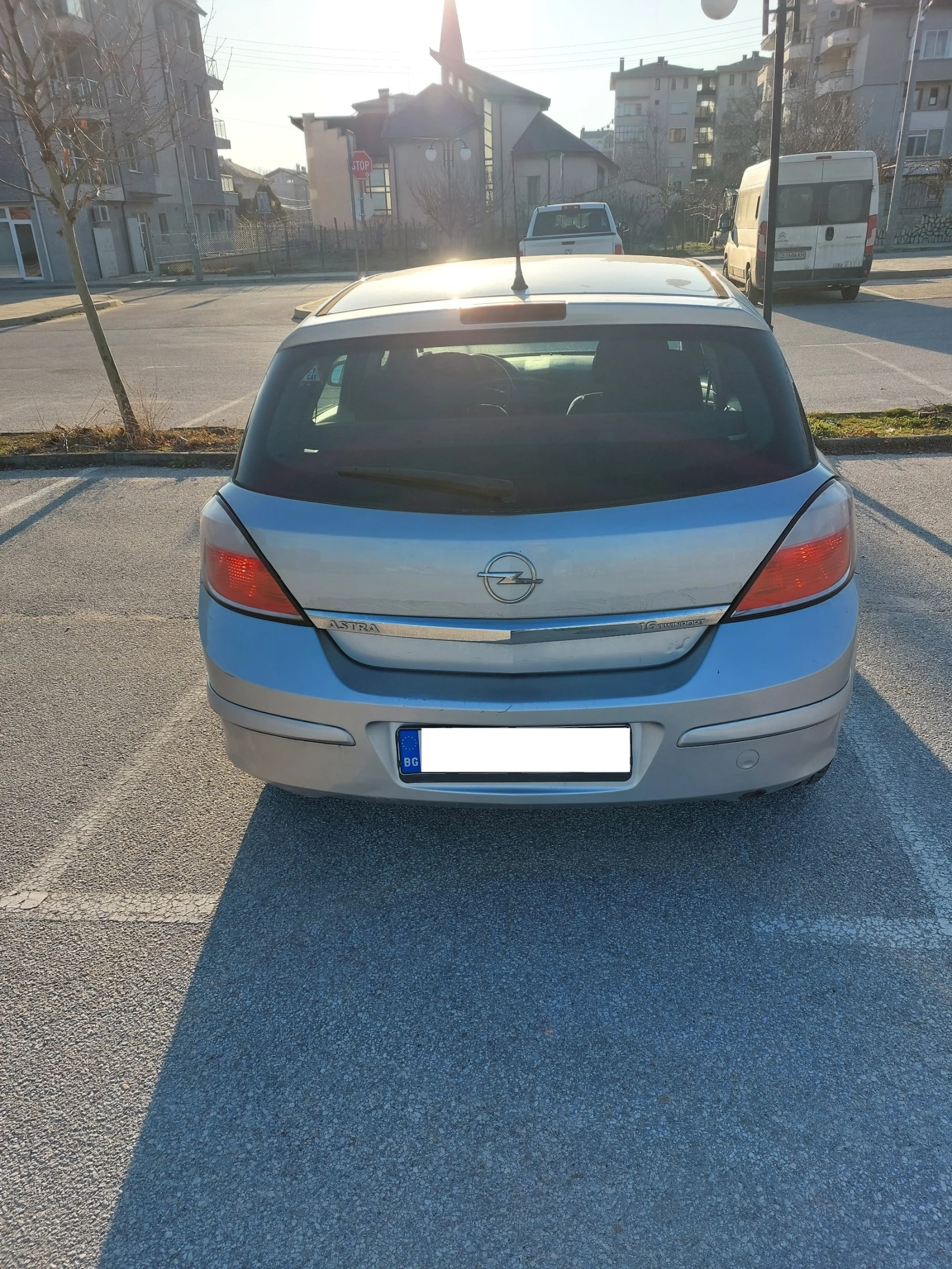 Opel Astra H, 1.6 с ГАЗ - изображение 5