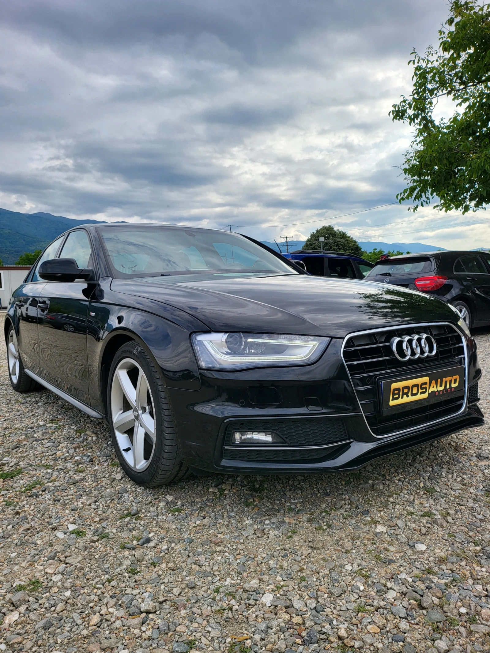 Audi A4 S LINE+ /Automatic/Обслужена - изображение 2