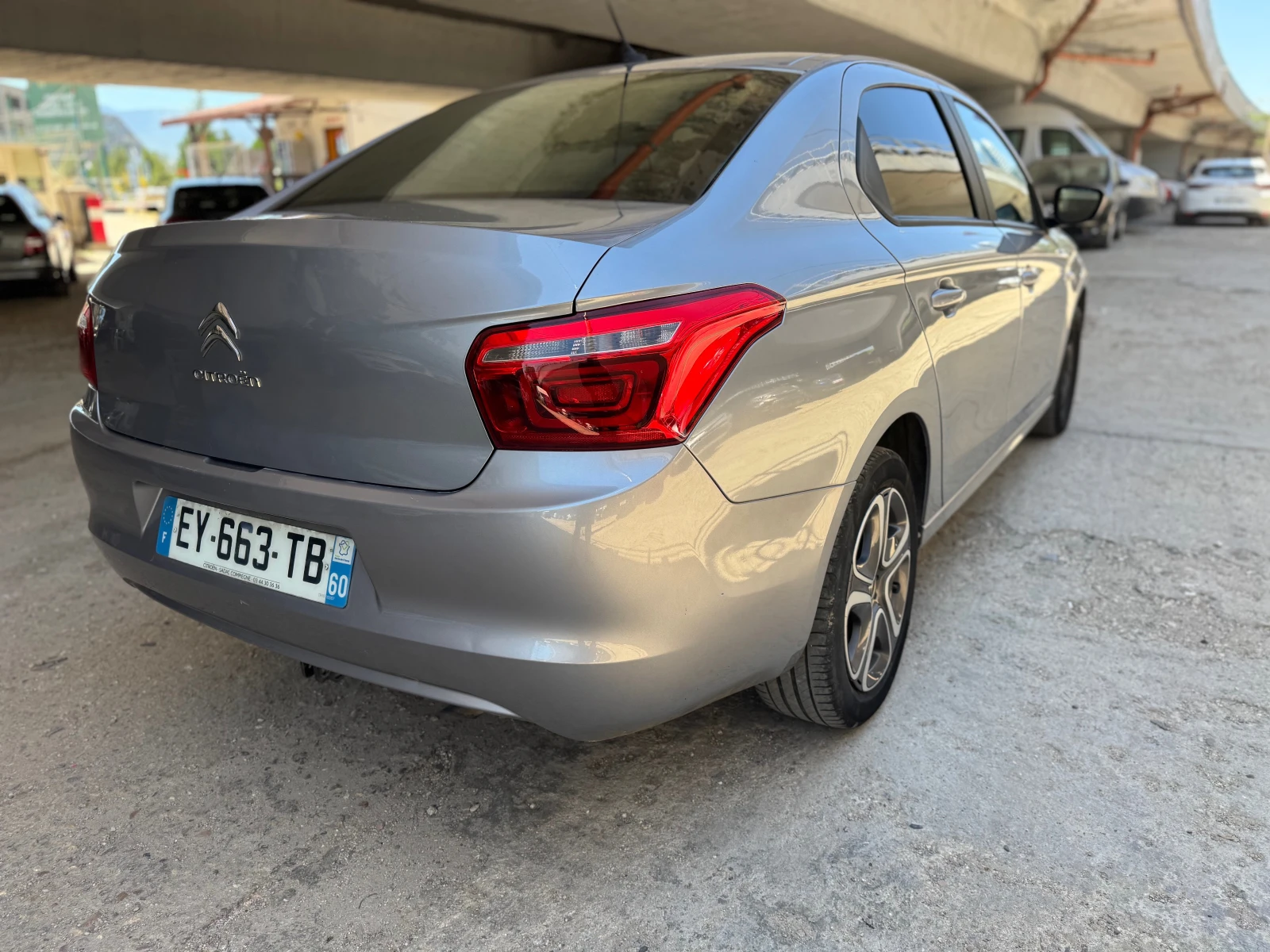 Citroen C-Elysee 1.2i-82-2018-NAVI-EURO6 - изображение 10