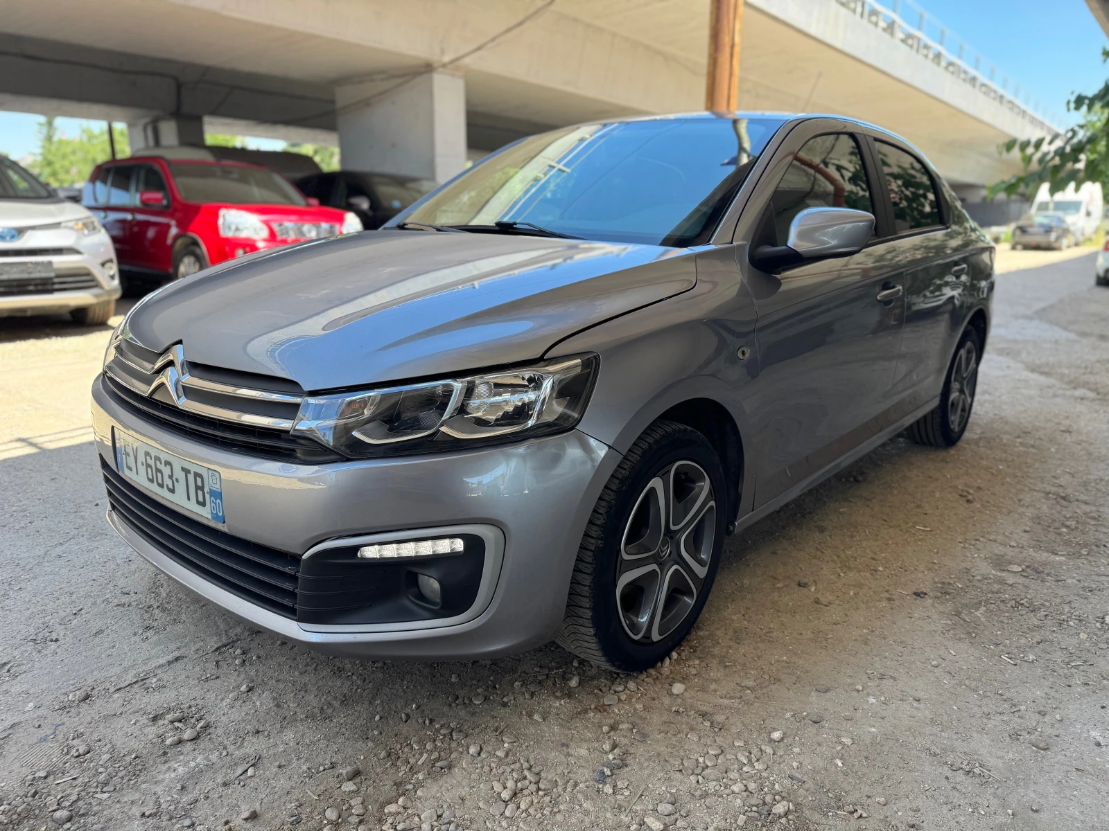 Citroen C-Elysee 1.2i-82-2018-NAVI-EURO6 - изображение 2
