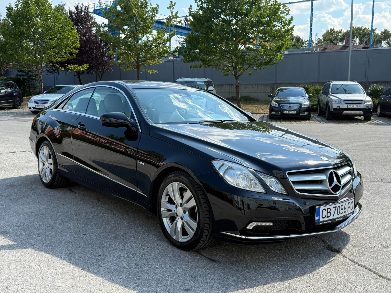 Mercedes-Benz E 350 3.0d 231 к.с. - изображение 6