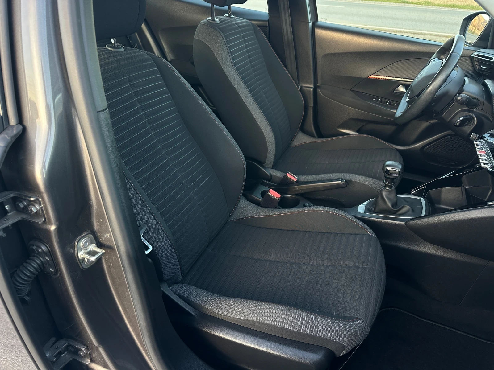 Peugeot 2008 1.5 blueHDI - изображение 9