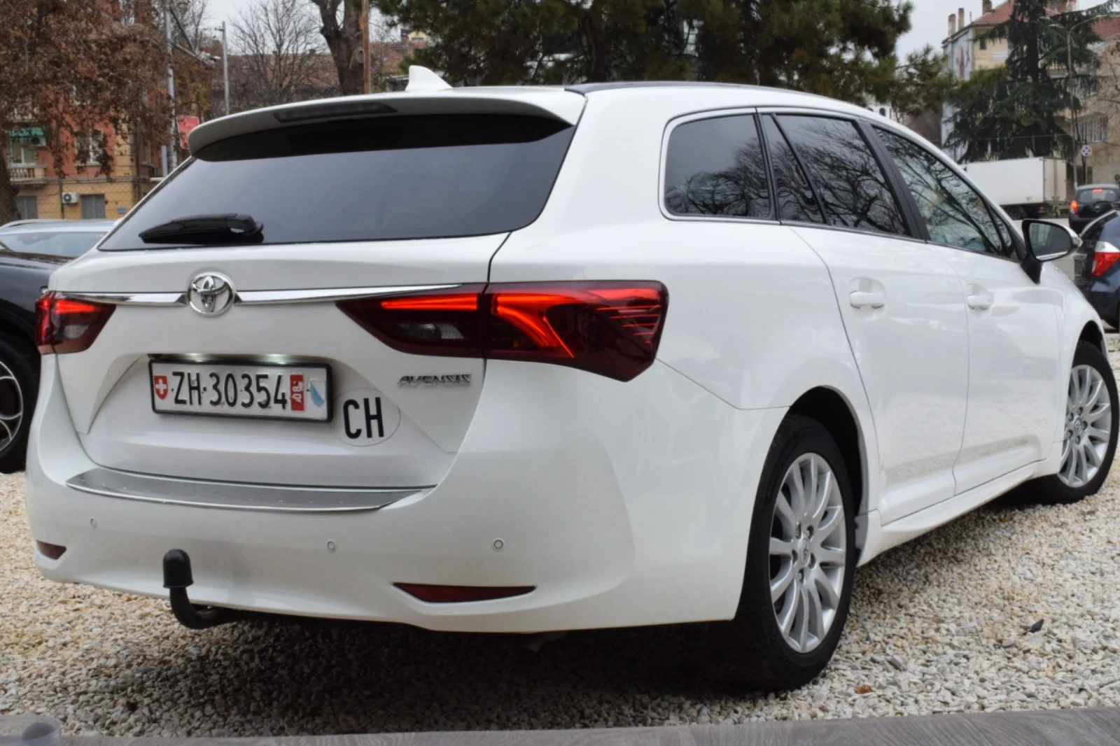 Toyota Avensis 2.0���������-/����/����/LANE ASSIST/������ | Mobile.bg � ����������� 3