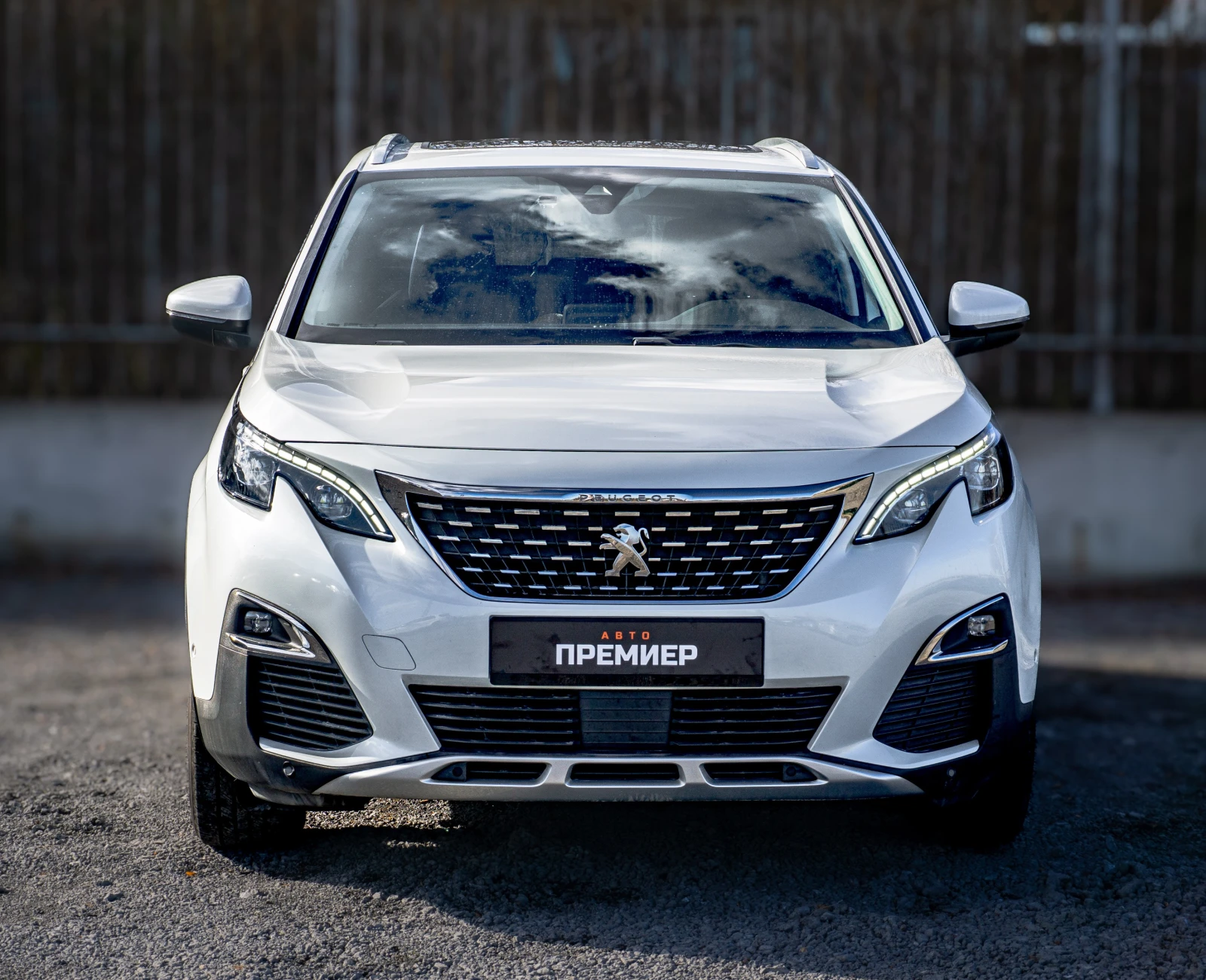 Peugeot 3008 1.6HDI-ПЕРФЕКТНА-6М.ГАРАНЦИЯ-РЕАЛНИ КМ. - изображение 2
