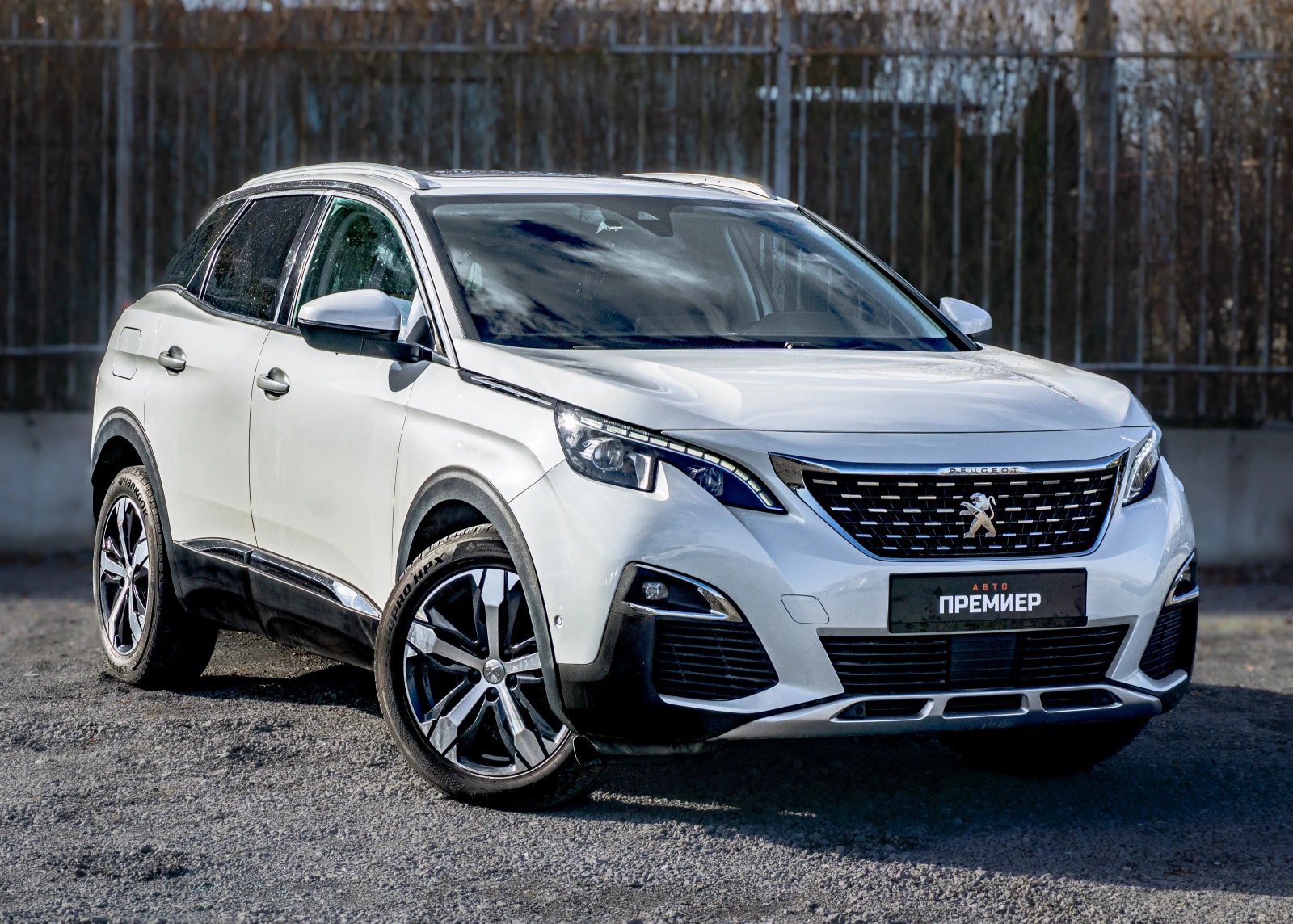 Peugeot 3008 1.6HDI-ПЕРФЕКТНА-6М.ГАРАНЦИЯ-РЕАЛНИ КМ. - изображение 3