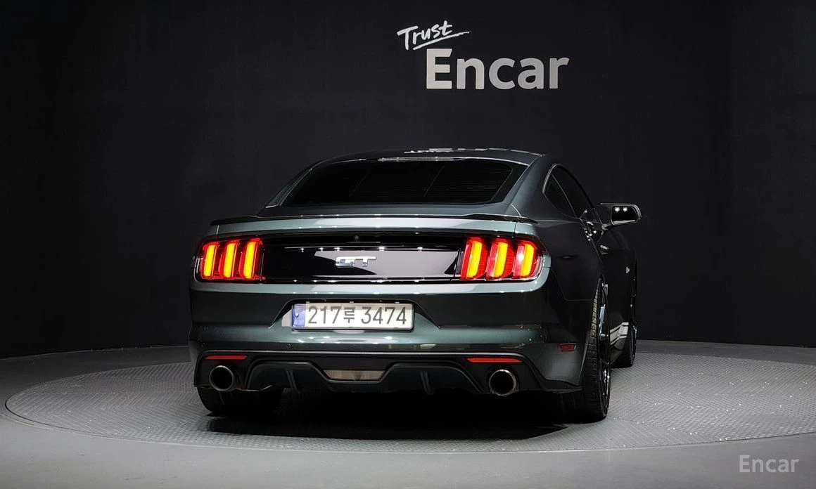 Ford Mustang  - изображение 4