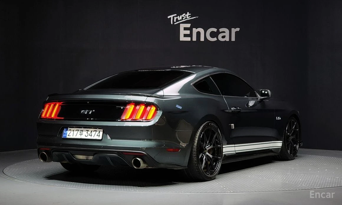 Ford Mustang  - изображение 2