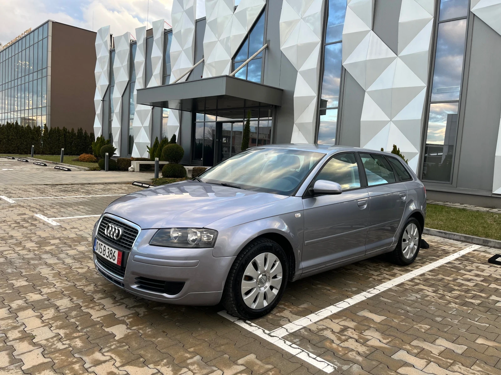 Audi A3 1.9TDi 105к.с. SPORTBACK Уникат!!! - изображение 3