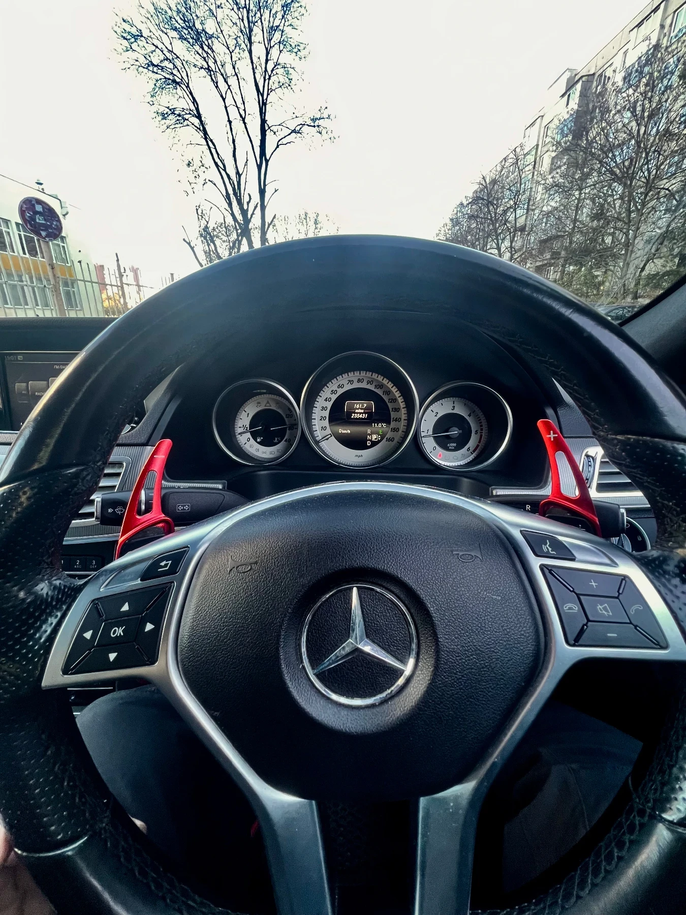 Mercedes-Benz E 220  - изображение 4