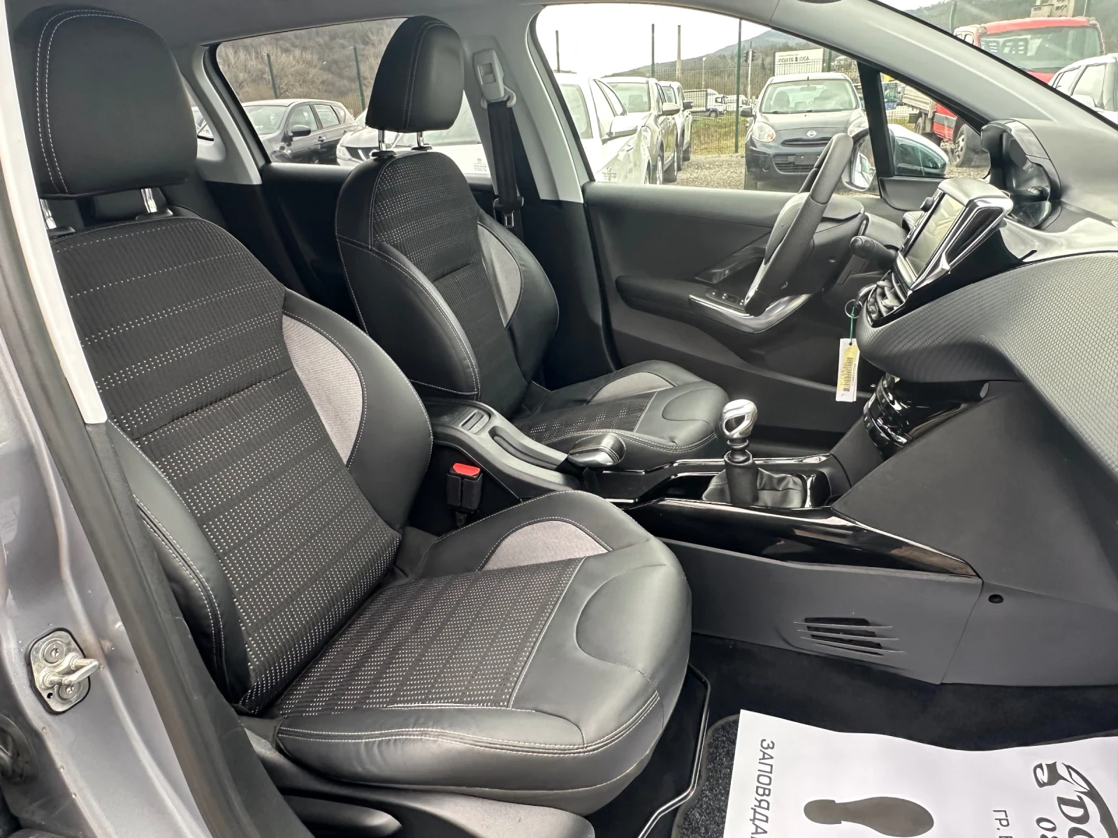 Peugeot 2008 1.6HDI-114000км-120к.с-ALLURE-LED-NAVI, снимка 16 - Автомобили и джипове - 53890163