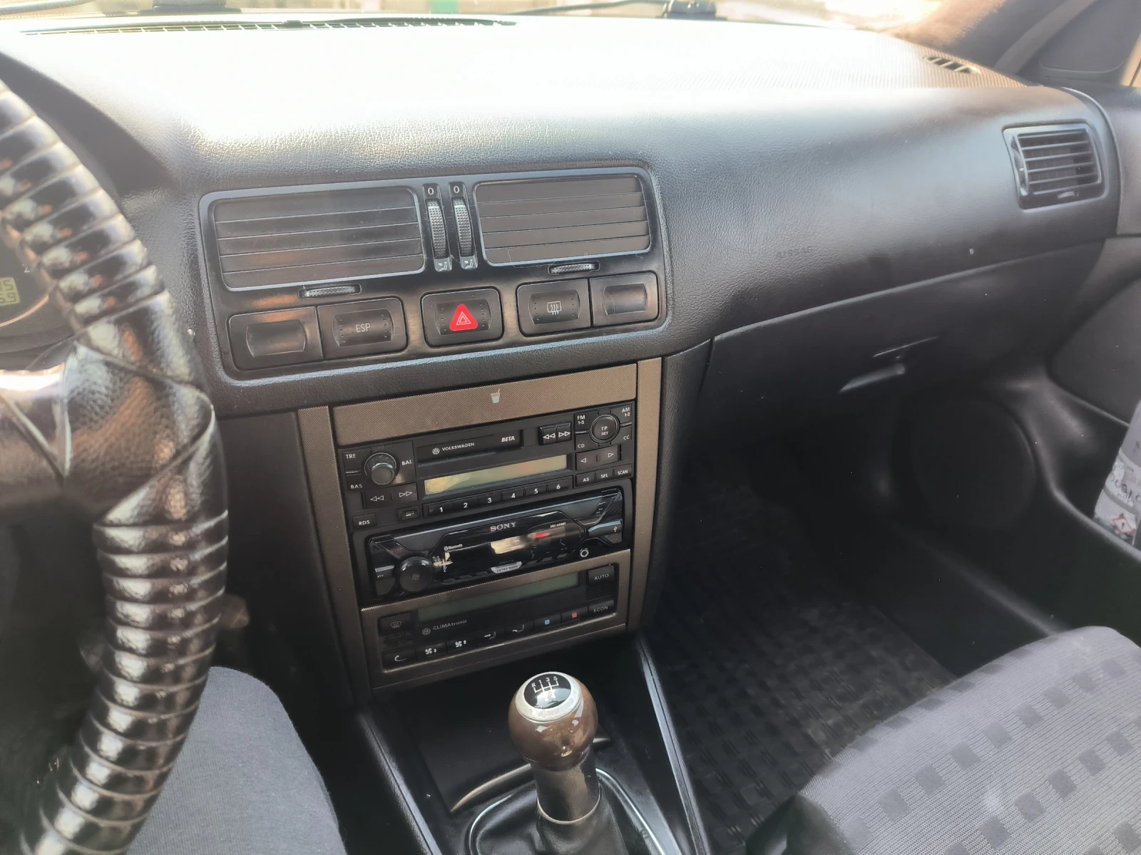 VW Bora 1.9 TDI 90ks 4x4 , снимка 12 - Автомобили и джипове - 53909444