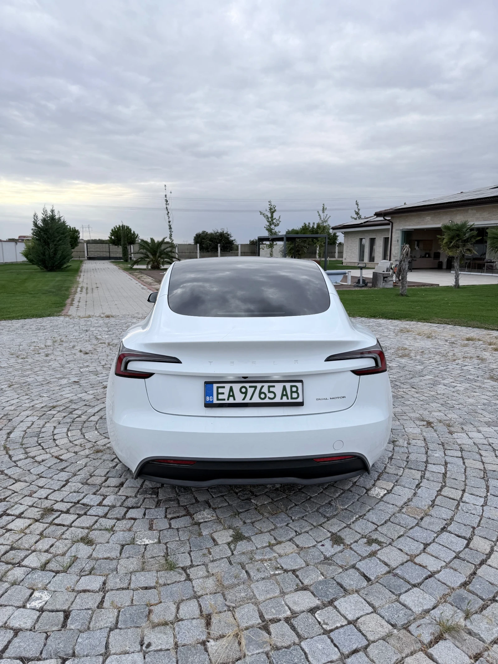 Tesla Model 3, снимка 5 - Автомобили и джипове - 54077201